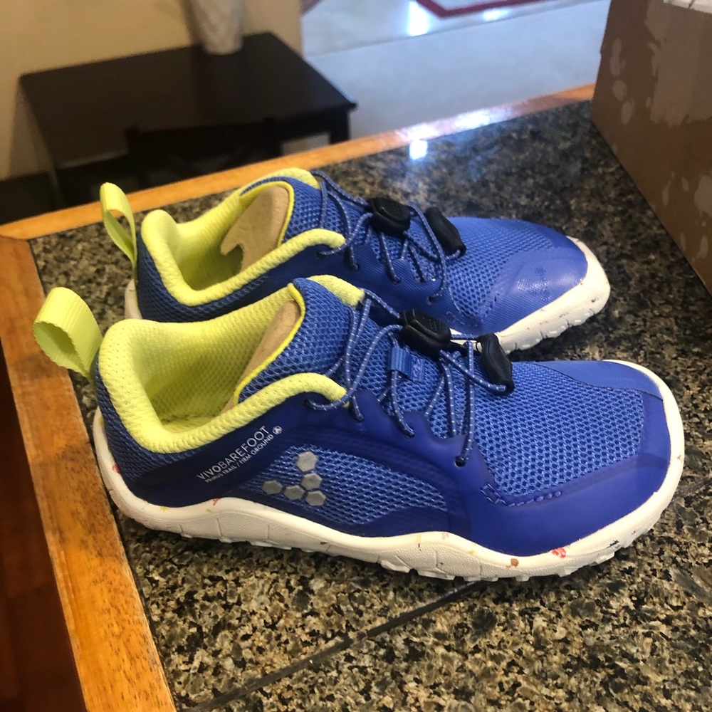 Vivo Barefoot Kids Sneakers in Blue with Neon Yellow Lining